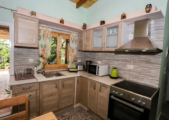 Εξοχικό σπίτι Garden House Kastellani-4bd&garden Near Corfutown *