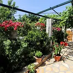 Garden House Kastellani-4bd&garden Near Corfutown