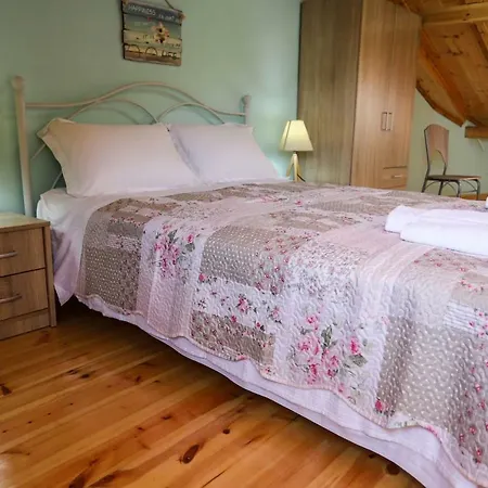 Garden House Kastellani-4bd&garden Near Corfutown *