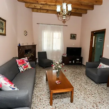 Garden House Kastellani-4bd&garden Near Corfutown Kastellanoi (Parelioi, Corfu)