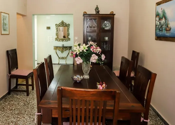 Garden House Kastellani-4bd&garden Near Corfutown