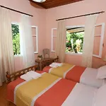 Garden House Kastellani-4bd&garden Near Corfutown